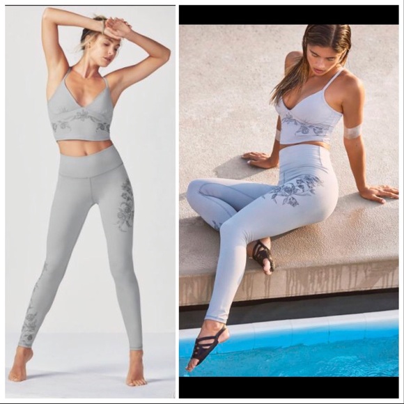Fabletics Pants - Fabletics High-waisted Leggings + Sports Bra (S/M)
